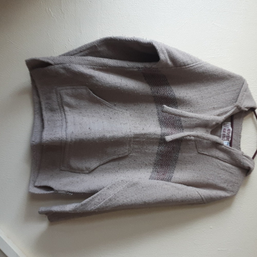 Pullover hoodie